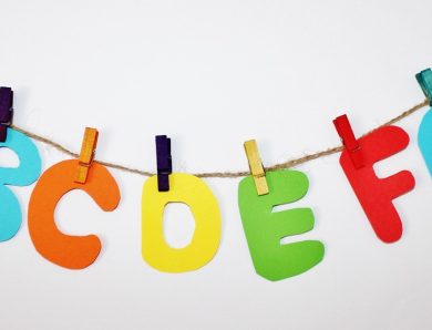 Activités pratiques pour renforcer l’autonomie et le langage des enfants